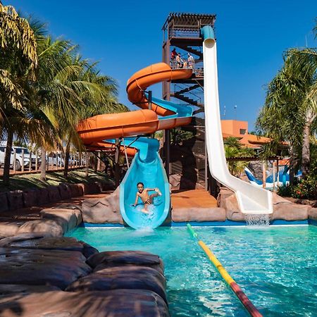 Grandes Lagos Resorts e Parque Aquático Santa Clara d'Oeste Exterior foto
