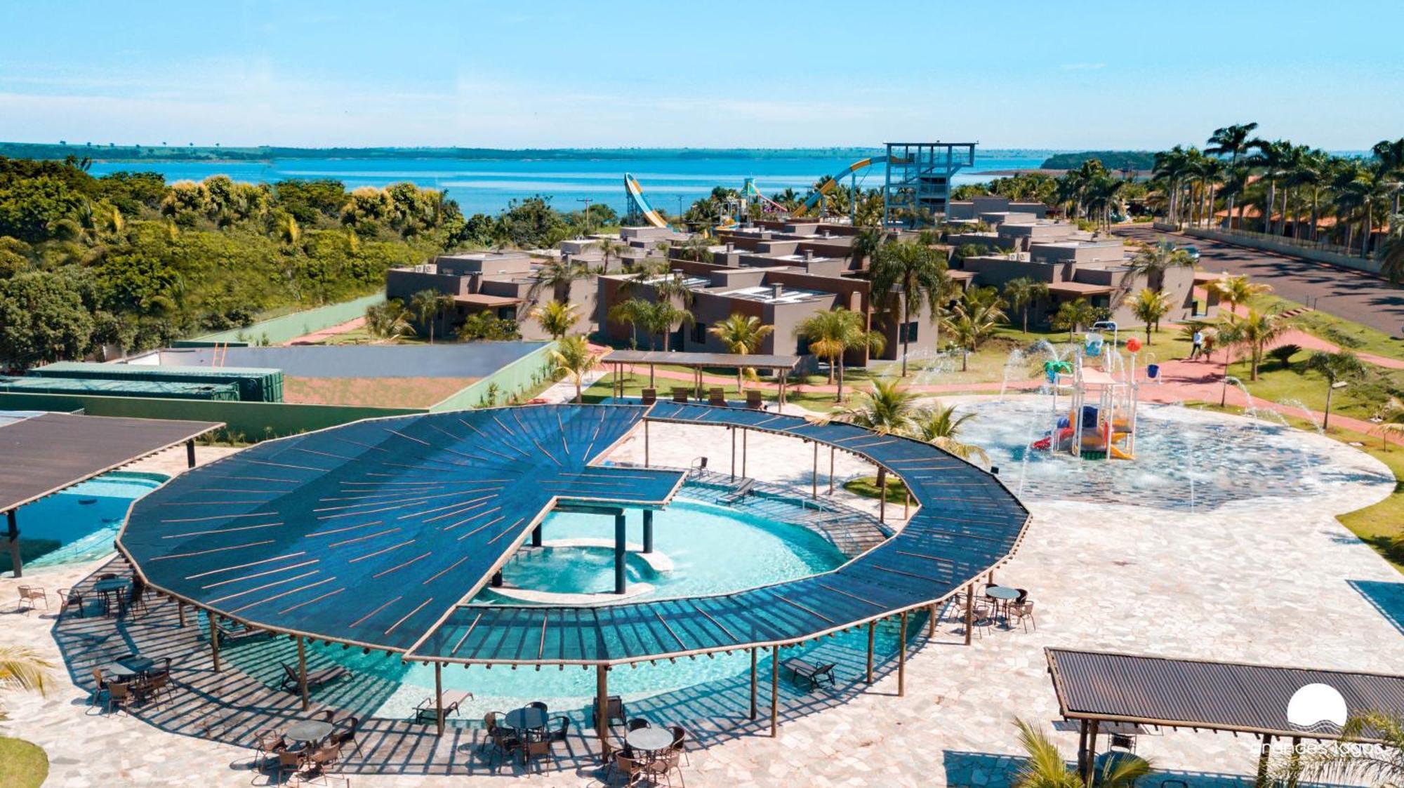 Grandes Lagos Resorts e Parque Aquático Santa Clara d'Oeste Exterior foto