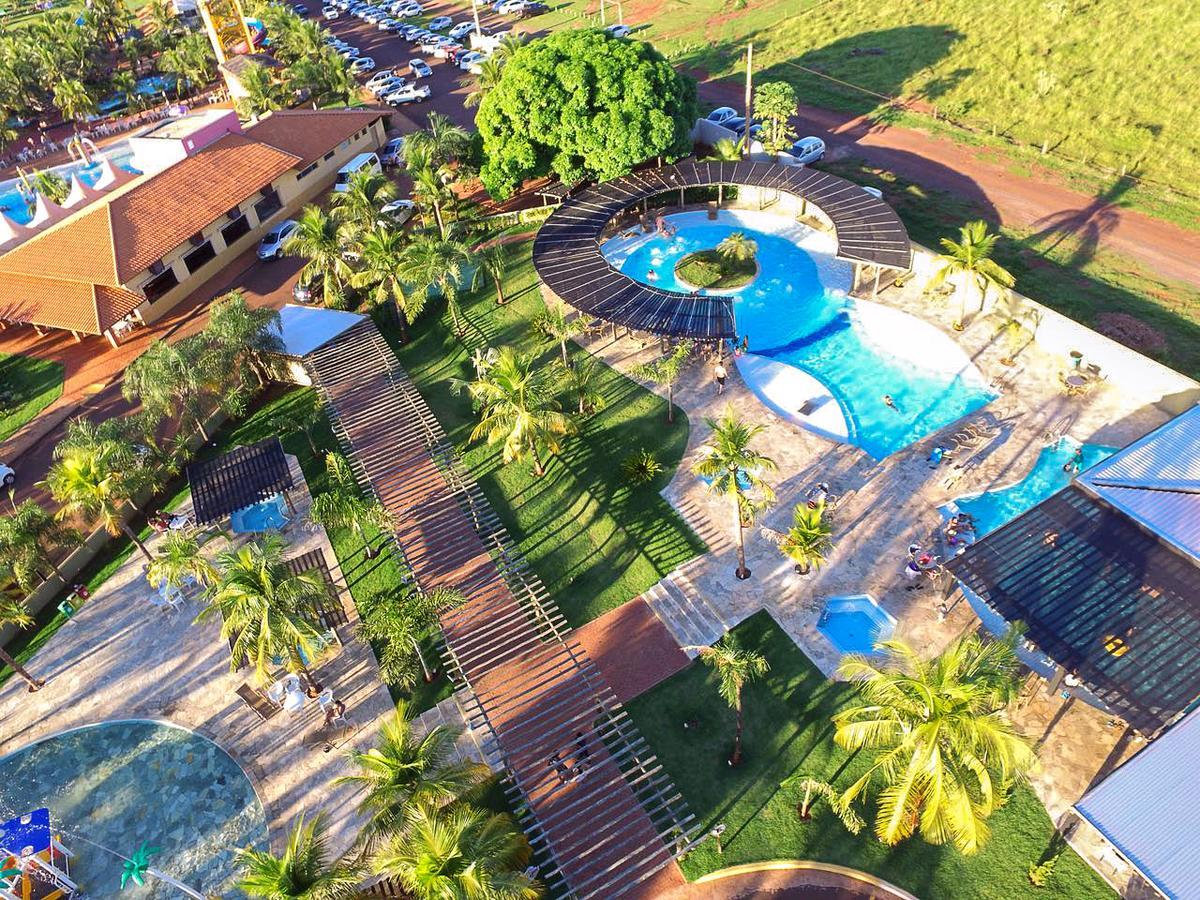 Grandes Lagos Resorts e Parque Aquático Santa Clara d'Oeste Exterior foto
