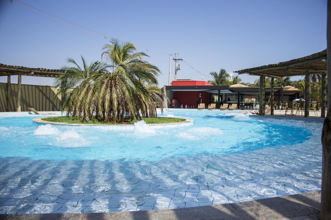 Grandes Lagos Resorts e Parque Aquático Santa Clara d'Oeste Exterior foto